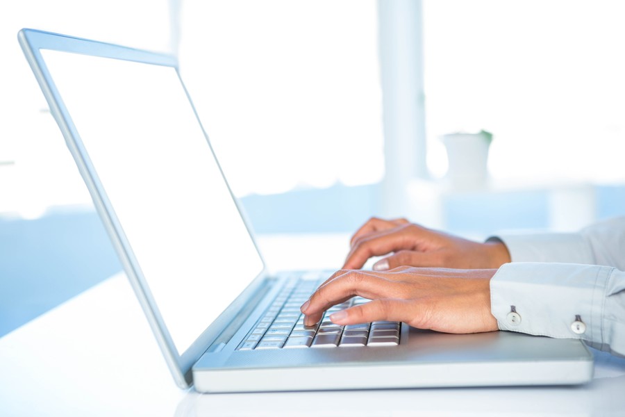 深圳勞動糾紛律師:辭職申請夠一個(gè)月廠里不批的應(yīng)對之策