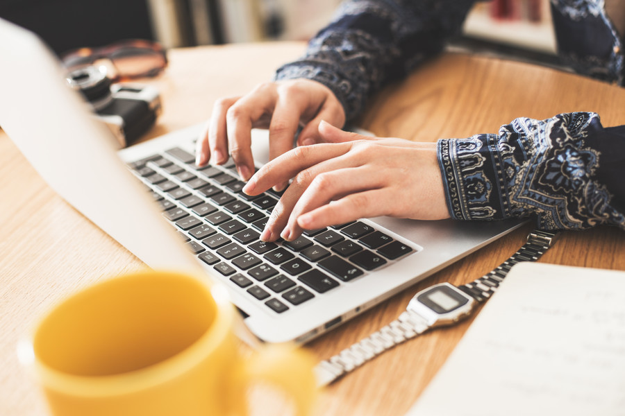 刑事被害人與受害人:深圳刑事律師視角下的法律辨析與權(quán)益守護(hù)