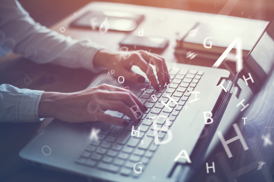 深圳律師事務(wù)所視角下的宅基地使用權(quán)與濕地保護:個人權(quán)益的平衡與保障