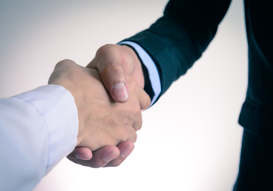 深圳律師咨詢網(wǎng)視角：合同訂立時損害賠償責(zé)任的確定之道