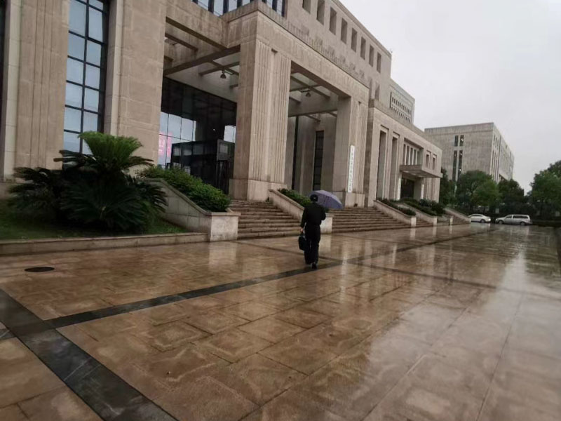 租戶必看！對(duì)于租賃房屋的裝飾裝修應(yīng)當(dāng)如何處理？深圳房產(chǎn)律師網(wǎng)為你答疑