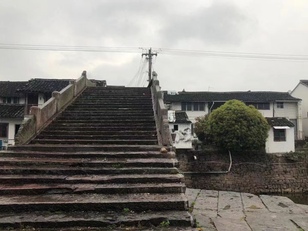 深圳權威刑事律師來講講貪污賄賂數(shù)額巨大的法律問題及深圳相關案例分析