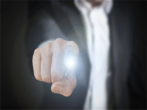 南山后海律師談及捉鳥(niǎo)撈蝦需謹(jǐn)慎 南山后海律師談及捉鳥(niǎo)撈蝦需謹(jǐn)慎