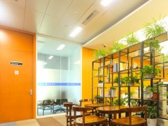 <b>深圳律師咨詢網視角下的“護學崗”爭議：權責平衡與教育共治</b>