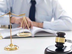 深圳律師收費標(biāo)準(zhǔn) 法院民事起訴費用由誰承擔(dān)